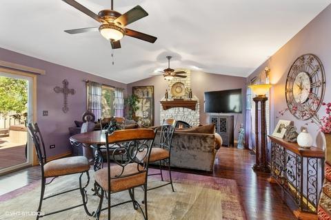 1764 Sheffield Dr, Elgin, IL 60123 photo 9