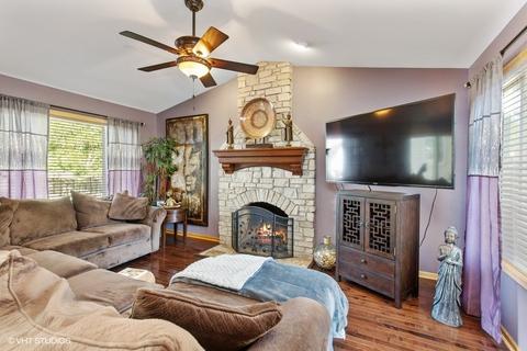 1764 Sheffield Dr, Elgin, IL 60123 photo 10