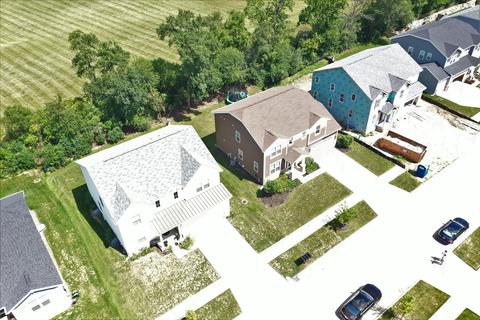 1330 Highpoint Ct, Bartlett, IL 60103 photo 3