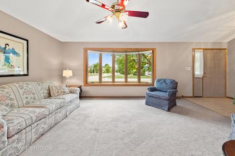 19349 Emerald Ct, Mokena, IL 60448 photo 4