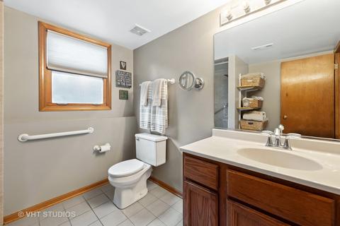 19349 Emerald Ct, Mokena, IL 60448 photo 14