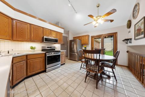 19349 Emerald Ct, Mokena, IL 60448 photo 9