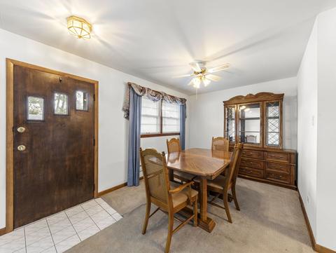 22 Mohawk Dr, Thornton, IL 60476 photo 6