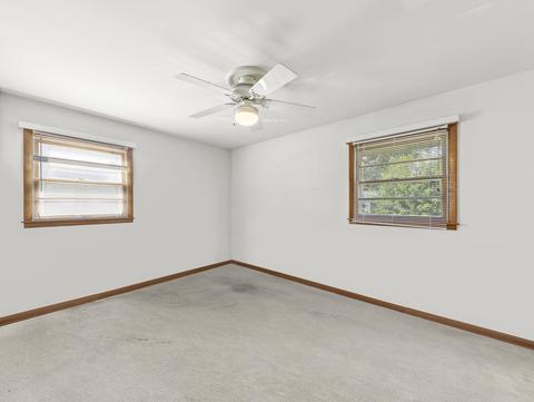22 Mohawk Dr, Thornton, IL 60476 photo 10