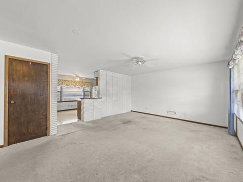 22 Mohawk Dr, Thornton, IL 60476 photo 7