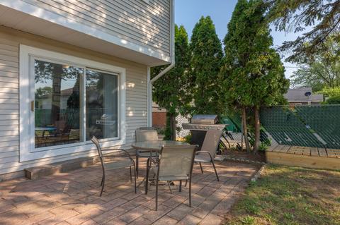 156 W Norman Ln, Wheeling, IL 60090 photo 27