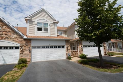 34 Kelsey Ct, Algonquin, IL 60102 photo 2