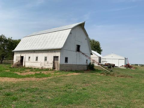 13920 Crosby Rd, Morrison, IL 61270 photo 23