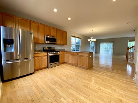 4121 Bethlehem Rd, Aurora, IL 60504 photo 3