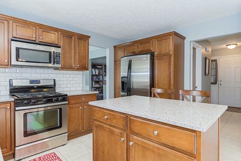 1305 Galway Ct, Normal, IL 61761 photo 5
