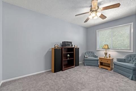 3362 Fox Hill Rd, Aurora, IL 60504 photo 9