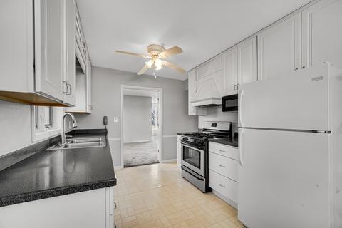 314 S Pine St, Mount Prospect, IL 60056 photo 6