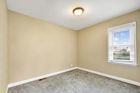 6754 Maple Ct, Bridgeview, IL 60455 photo 16