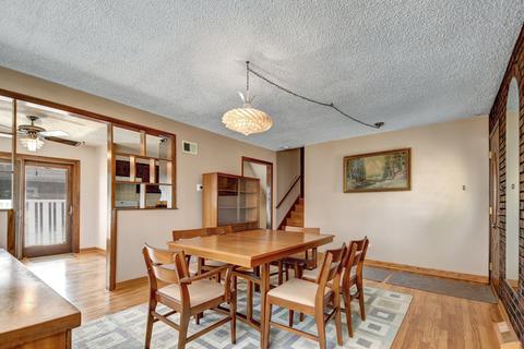 8228 S Ferdinand Ave, Bridgeview, IL 60455 photo 3