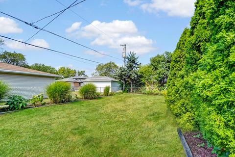 8228 S Ferdinand Ave, Bridgeview, IL 60455 photo 23