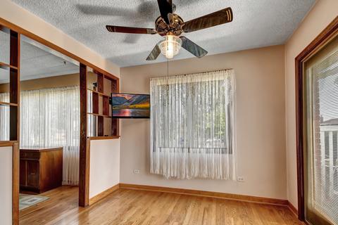 8228 S Ferdinand Ave, Bridgeview, IL 60455 photo 8