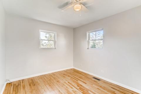 515 W Memory Ln, Addison, IL 60101 photo 12