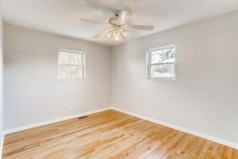 515 W Memory Ln, Addison, IL 60101 photo 10