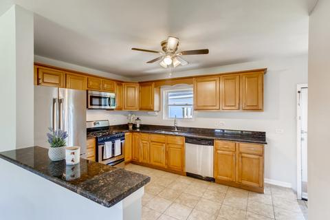 515 W Memory Ln, Addison, IL 60101 photo 7