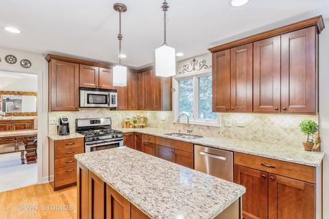 845 Hemlock Dr, Sleepy Hollow, IL 60118 photo 11