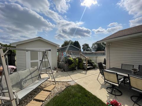 2350 Gale Ln, Elgin, IL 60123 photo 23