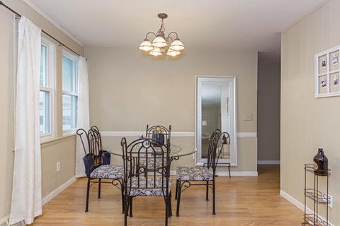 1219 E Oakland Ave, Bloomington, IL 61701 photo 5