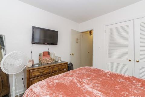 1219 E Oakland Ave, Bloomington, IL 61701 photo 13
