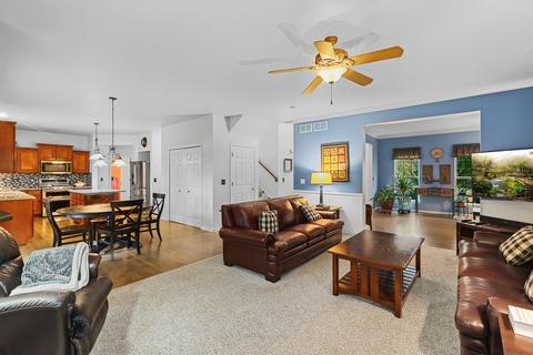 411 Hackney Ln, Oswego, IL 60543 photo 10