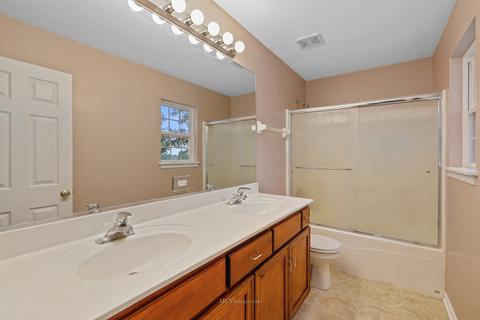 411 Hackney Ln, Oswego, IL 60543 photo 21