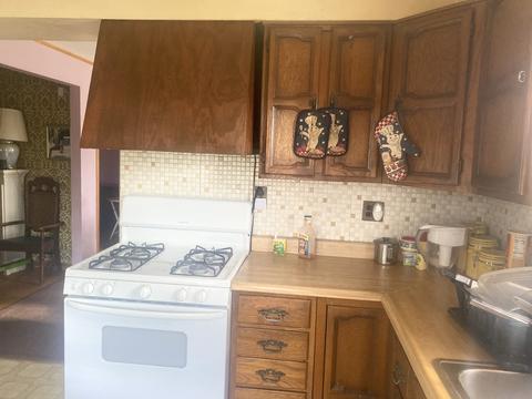 621 E 155th Pl, Phoenix, IL 60426 photo 8
