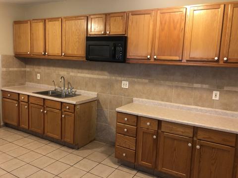 357 S Longwood Dr, Kankakee, IL 60901 photo 5