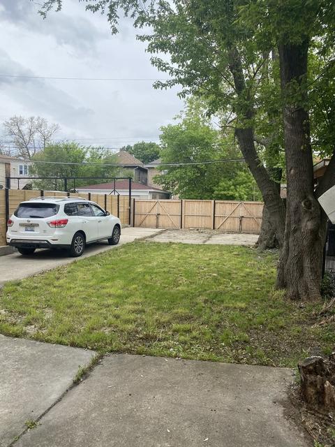 5920 S Artesian Ave, Chicago, IL 60629 photo 4