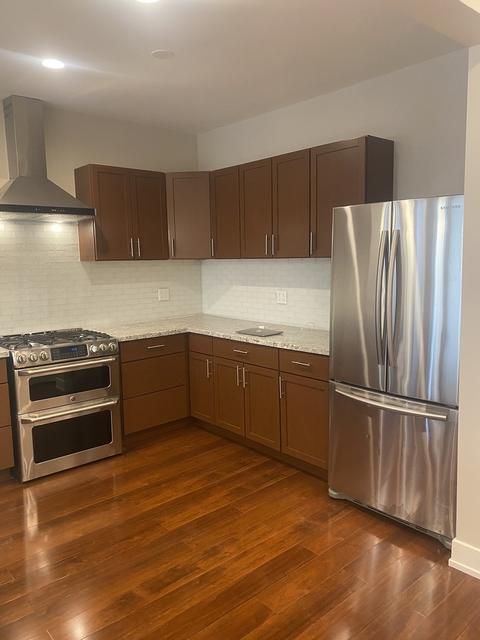 5920 S Artesian Ave, Chicago, IL 60629 photo 10