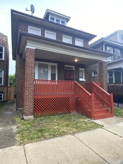 5920 S Artesian Ave, Chicago, IL 60629 photo 2