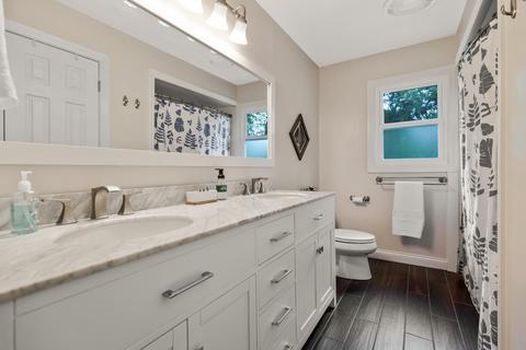 210 N Green St, Mchenry, IL 60050 photo 12