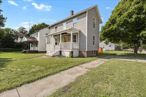 331 E Sangamon Ave, Rantoul, IL 61866 photo 2