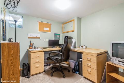 1225 Wayne Dr, Des Plaines, IL 60018 photo 16