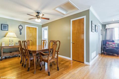 1225 Wayne Dr, Des Plaines, IL 60018 photo 8