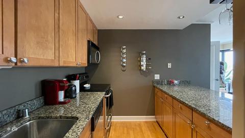 30 E Huron St #2709, Chicago, IL 60611 photo 9