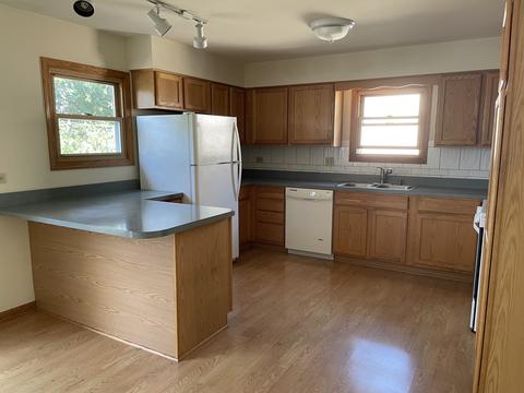 5648 Dover Rd, Oak Forest, IL 60452 photo 5