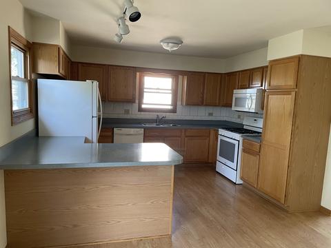 5648 Dover Rd, Oak Forest, IL 60452 photo 4