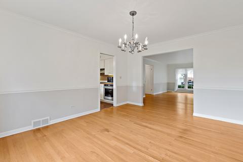 1025 Rolling Pass, Glenview, IL 60025 photo 8