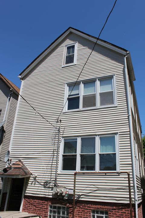 2809 E 83rd St, Chicago, IL 60617 photo 3