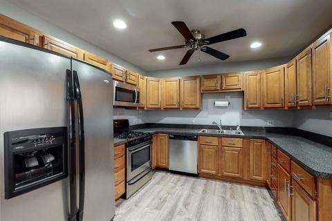 75 Washington Blvd, Hoffman Estates, IL 60169 photo 6