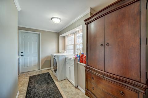6 Papago Ct, Naperville, IL 60563 photo 11