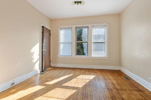 1732 N Artesian Ave, Chicago, IL 60647 photo 3