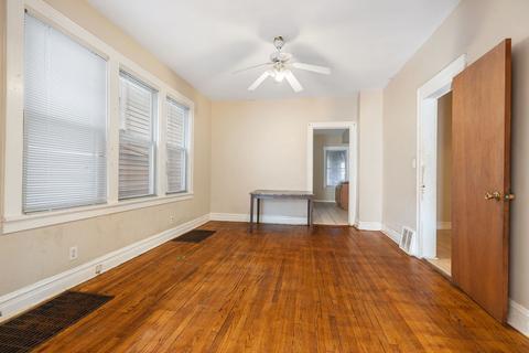 1732 N Artesian Ave, Chicago, IL 60647 photo 2