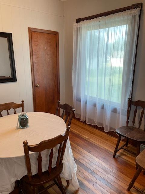 305 E Front St, Wyanet, IL 61379 photo 2