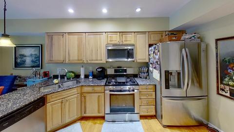 735 Brookvale Dr #C, Wheeling, IL 60090 photo 4