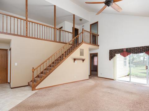 20833 W Hickory Ct, Plainfield, IL 60544 photo 2
